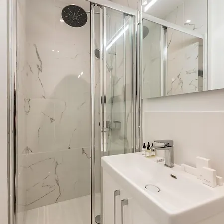 Sweett - La Perle Ii Apartment *